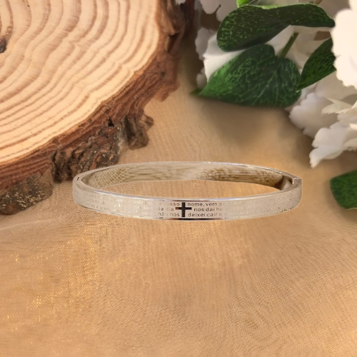 Men’s Engraved Sleek Cuff Bracelet – Gold / Silver / Black