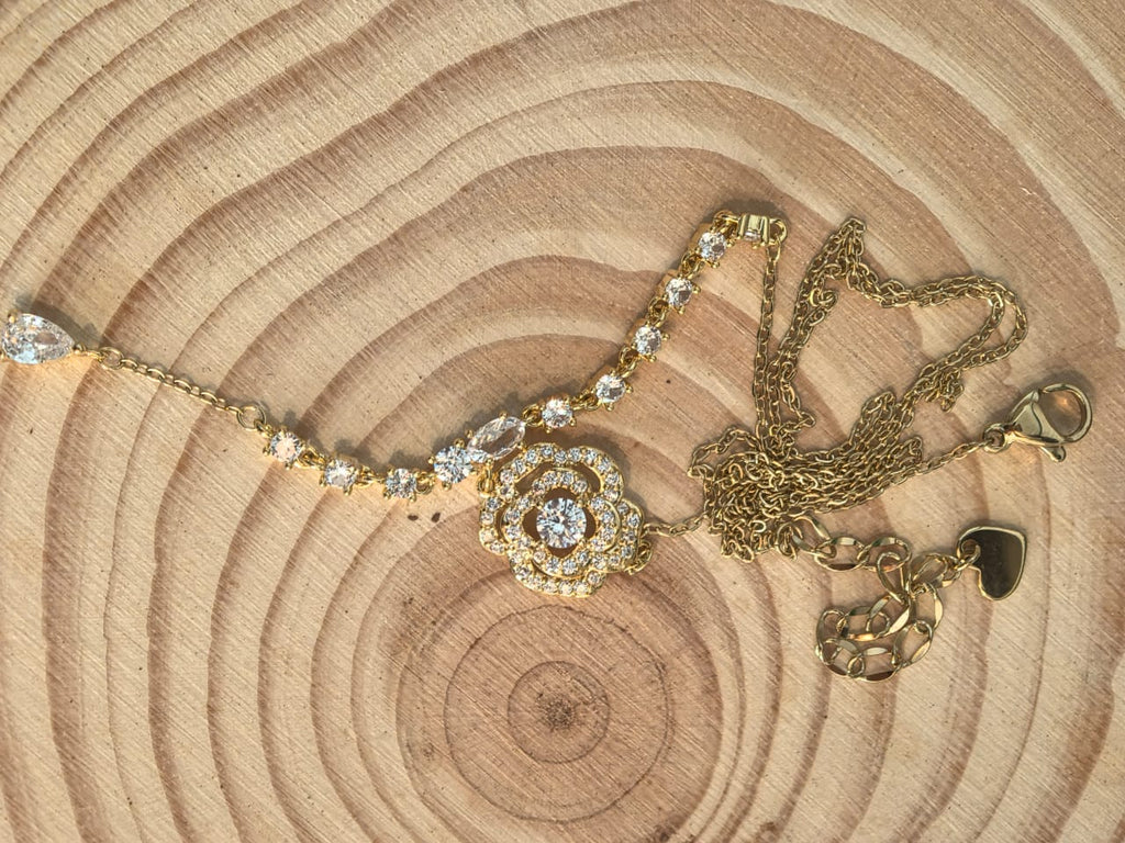 Rosalia Bloom Lariat Necklace