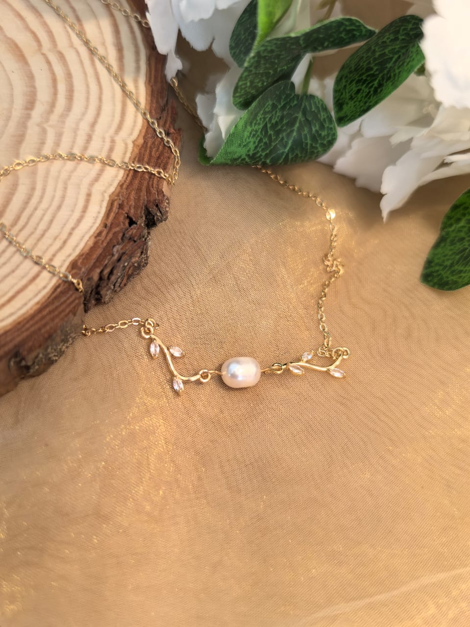 Evelyn Pearl Vine Necklace